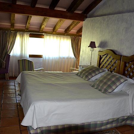 Posada Fuenteplateada Кольядо-Эрмосо Экстерьер фото