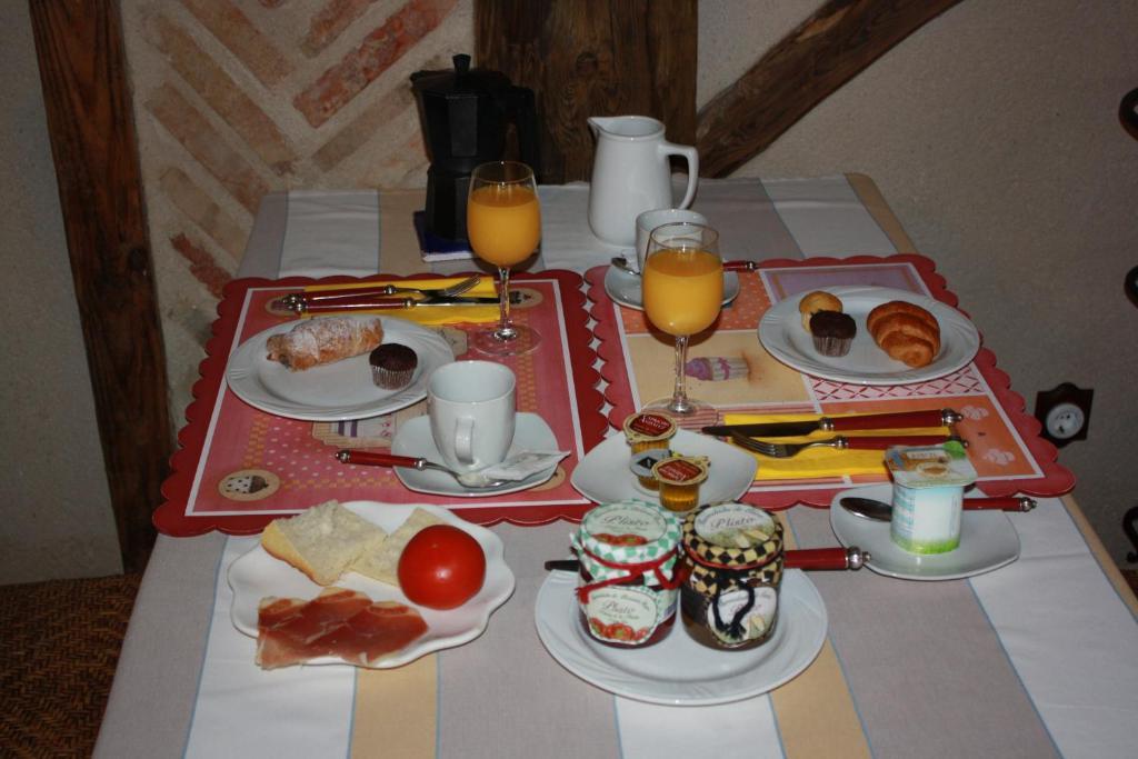 Posada Fuenteplateada Кольядо-Эрмосо Экстерьер фото