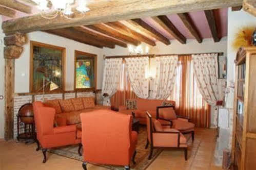 Posada Fuenteplateada Кольядо-Эрмосо Экстерьер фото